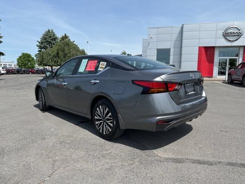 Certified 2023 Nissan Altima 2.5 SV AWD/4WD image 3