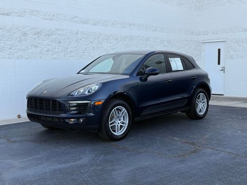Used 2018 Porsche Macan Sport Edition image 1