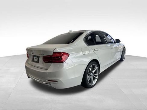 Used 2017 BMW 330i xDrive Sedan image 6