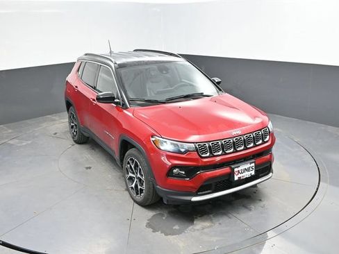 Used 2025 Jeep Compass Limited AWD/4WD image 40