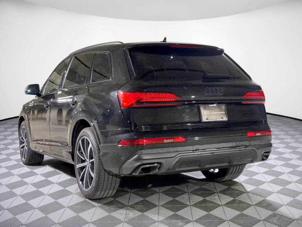Certified 2025 Audi Q7 2.0T Premium Plus w/ Premium Plus Package AWD/4WD image 3