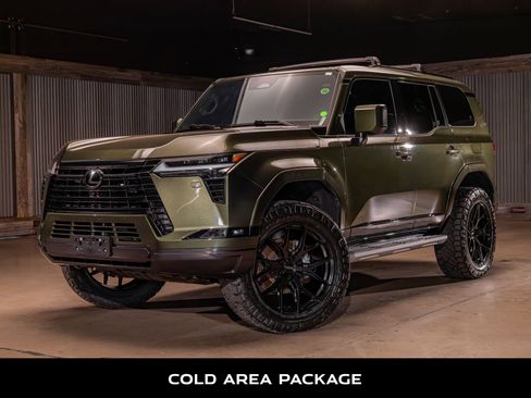 Used 2024 Lexus GX 550 w/ Cold Area Package AWD/4WD image 5