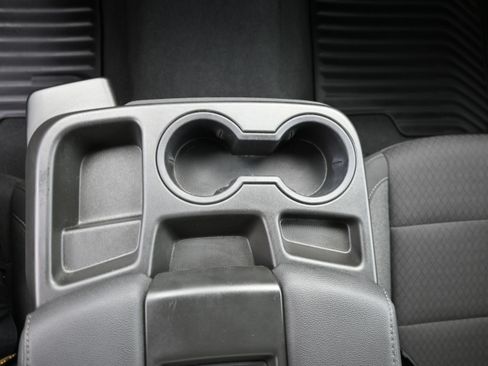 Used 2023 Chevrolet Silverado 1500 LT AWD/4WD image 19