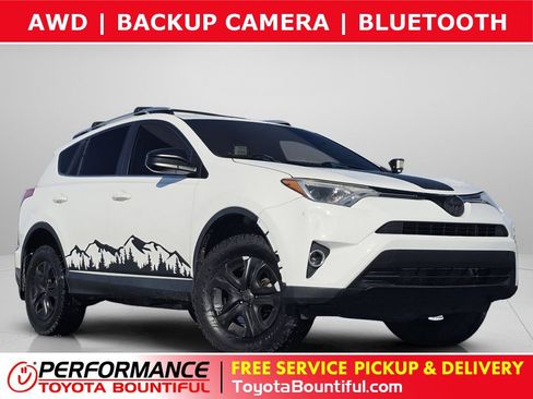 Used 2016 Toyota RAV4 LE image 1