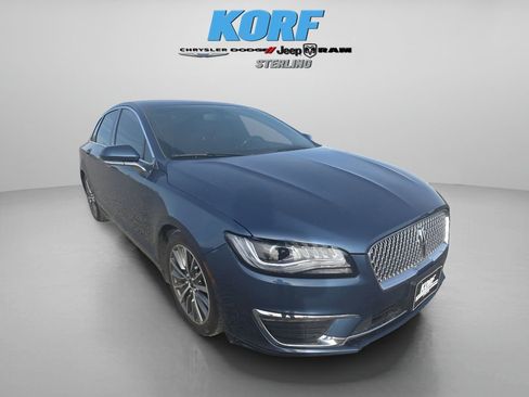 Used 2019 Lincoln MKZ Premiere image 3