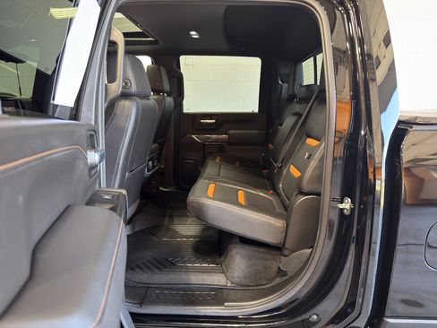 Used 2020 GMC Sierra 2500 AT4 w/ AT4 Premium Package image 14