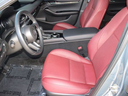Used 2025 MAZDA MAZDA3 s image 5