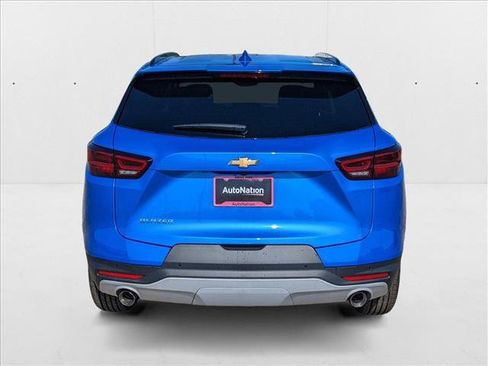 New 2025 Chevrolet Blazer LT w/ Convenience Package image 6
