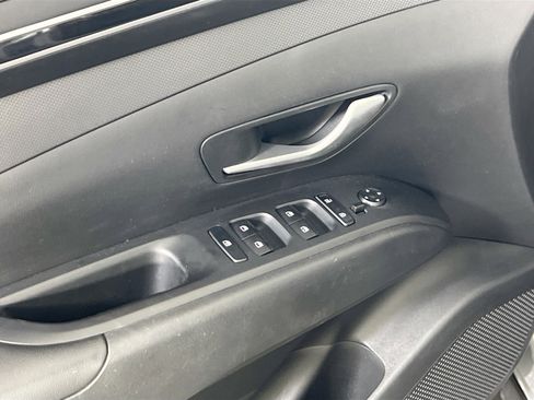 Used 2022 Hyundai Tucson SEL w/ Cargo Package image 17