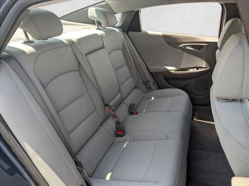 Used 2021 Chevrolet Malibu LT FWD image 20