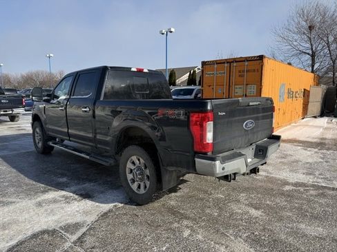 Used 2019 Ford F350 Lariat w/ Chrome Package image 5