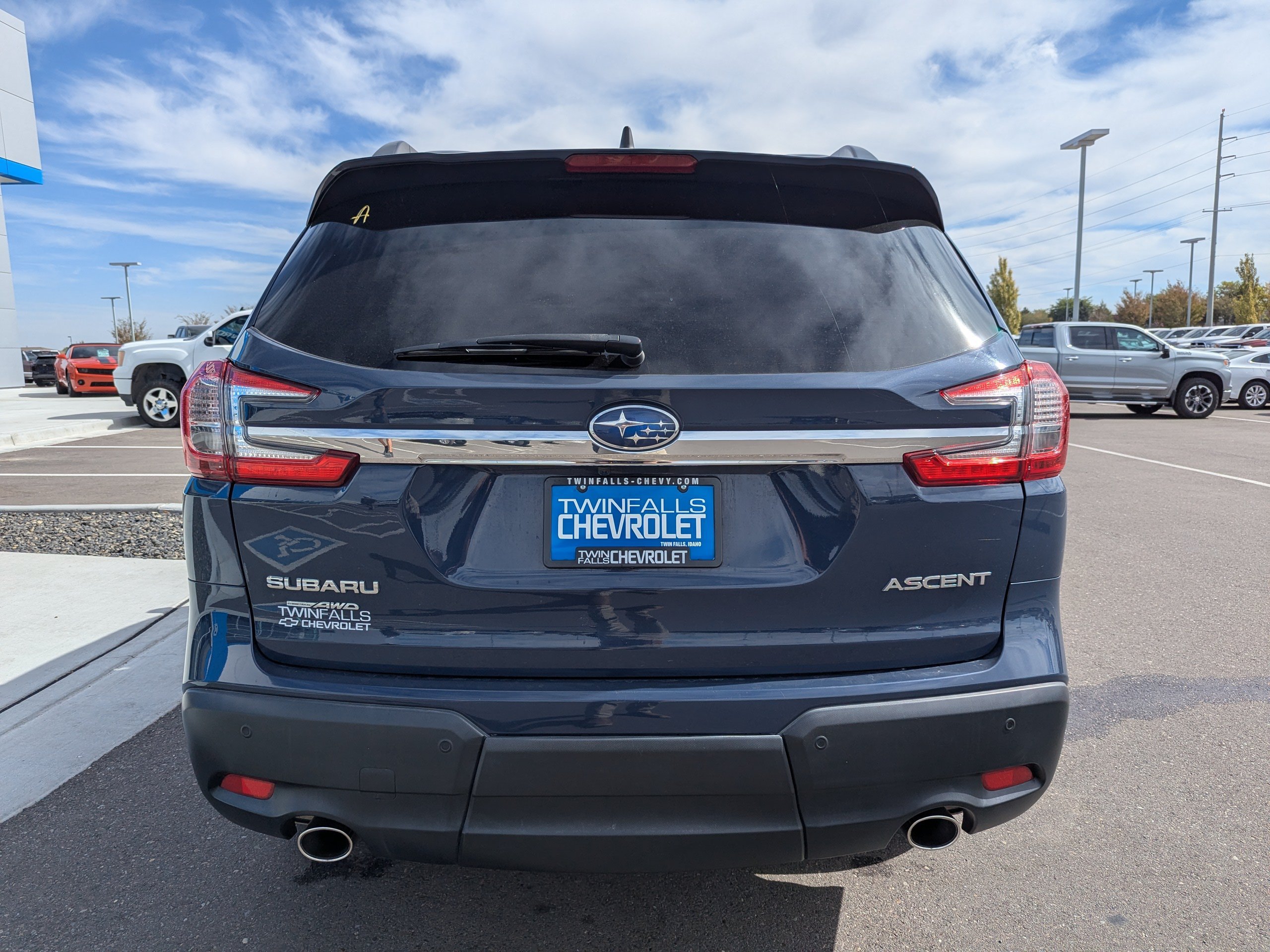 Used 2023 Subaru Ascent Premium w/ Convenience Package AWD/4WD image 32