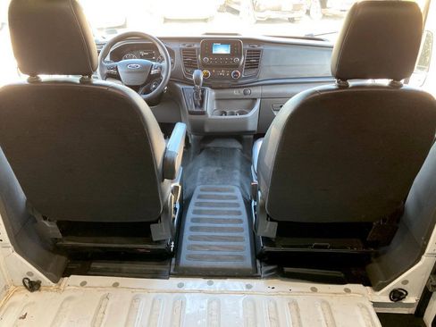 Used 2024 Ford Transit 250 148 Medium Roof RWD image 22