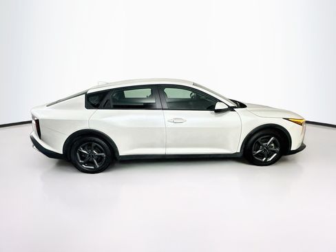Used 2025 Kia K4 FWD image 10