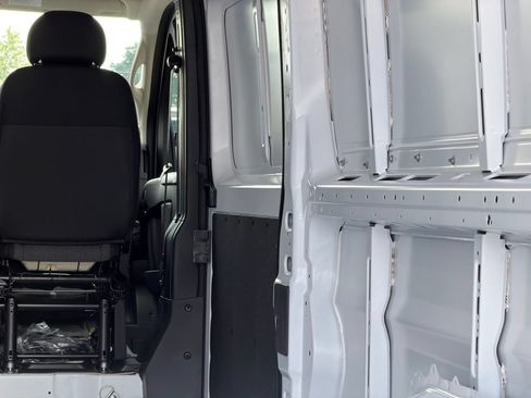New 2026 RAM ProMaster 3500 w/ Convenience Group FWD image 26
