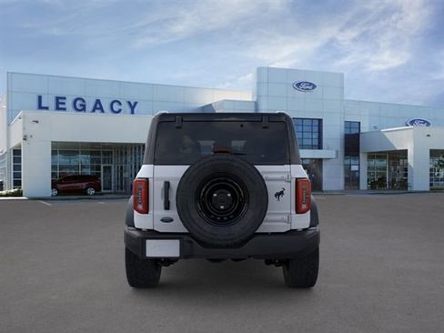 New 2026 Ford Bronco Outer Banks AWD/4WD image 5