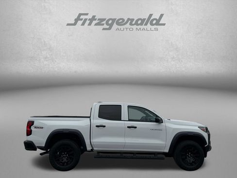 Used 2024 Chevrolet Colorado Trail Boss w/ Advanced Trailering Package AWD/4WD image 6