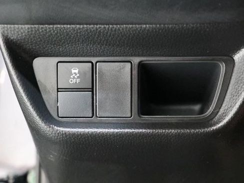 Used 2025 Honda HR-V EX-L image 18