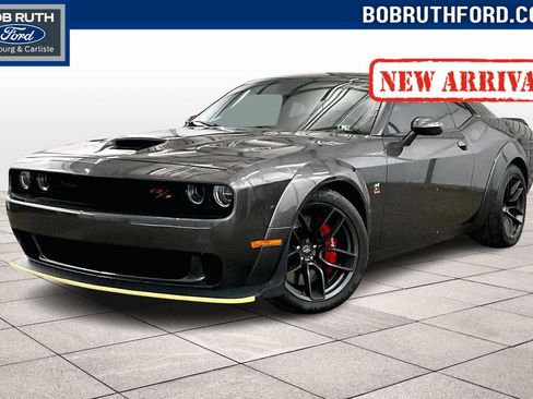 Used 2021 Dodge Challenger R/T Scat Pack image 1