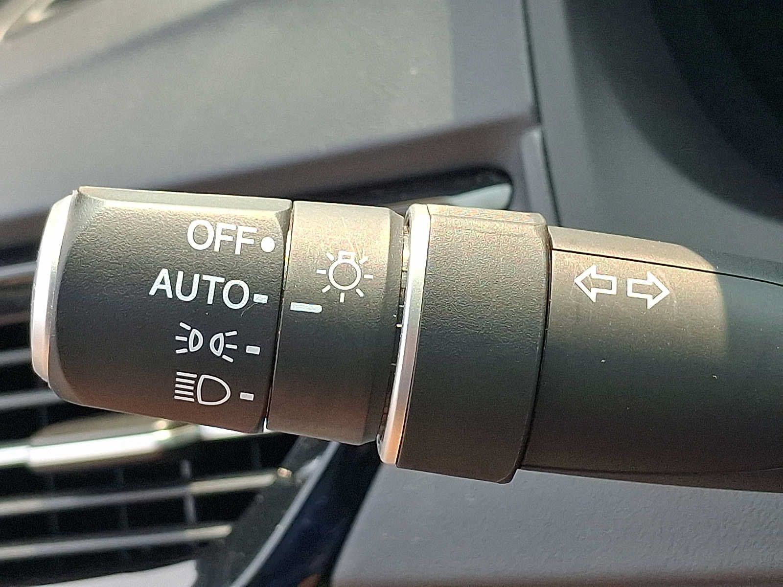 Used 2024 Acura RDX w/ Technology Package AWD/4WD image 26