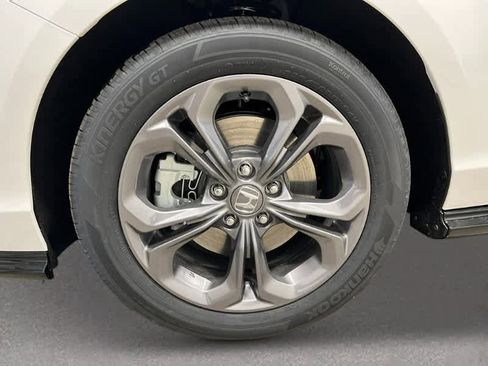 New 2025 Honda Accord EX-L image 11