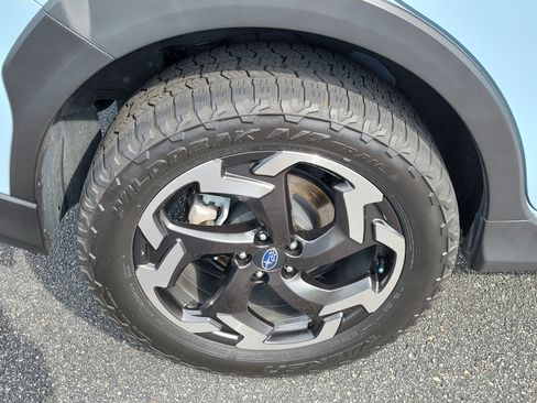 Certified 2021 Subaru Crosstrek 2.5i Limited AWD/4WD image 10