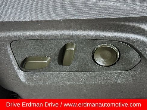 Used 2024 GMC Sierra 1500 Elevation image 12