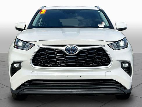 Used 2022 Toyota Highlander Bronze Edition AWD/4WD image 4