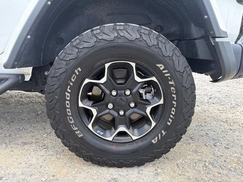 Used 2021 Jeep Wrangler Unlimited Rubicon 4xe w/ Steel Bumper Group AWD/4WD image 7