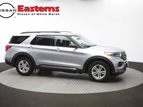 Used 2023 Ford Explorer XLT RWD image 41