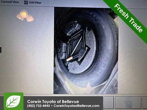 Used 2023 Toyota RAV4 XSE AWD/4WD image 7