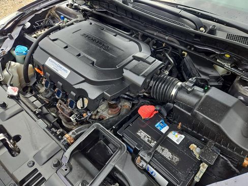 Used 2014 Honda Accord Touring image 12