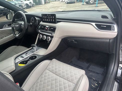 Used 2023 Genesis G70 3.3T w/ Sport Prestige Package image 27