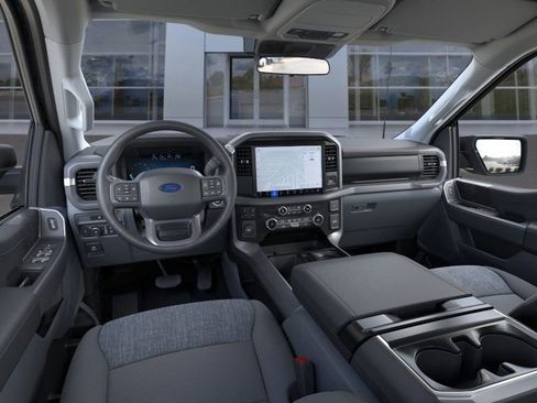 New 2025 Ford F150 XLT w/ Equipment Group 301A Standard image 11