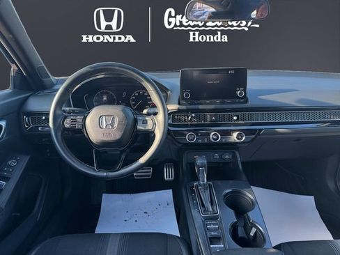 Used 2024 Honda Civic Sport image 10
