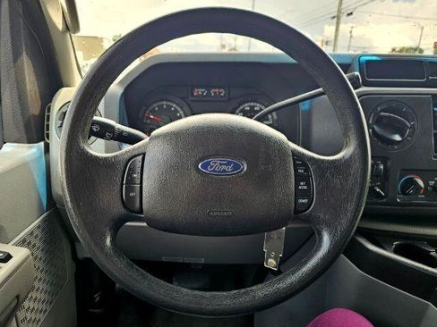 Used 2011 Ford E-350 and Econoline 350 XLT image 10