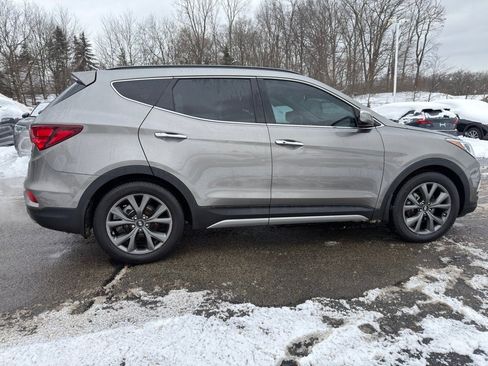 Used 2017 Hyundai Santa Fe Sport image 8