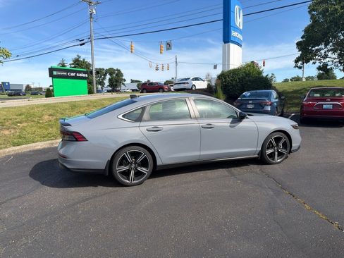 Used 2023 Honda Accord Sport image 12