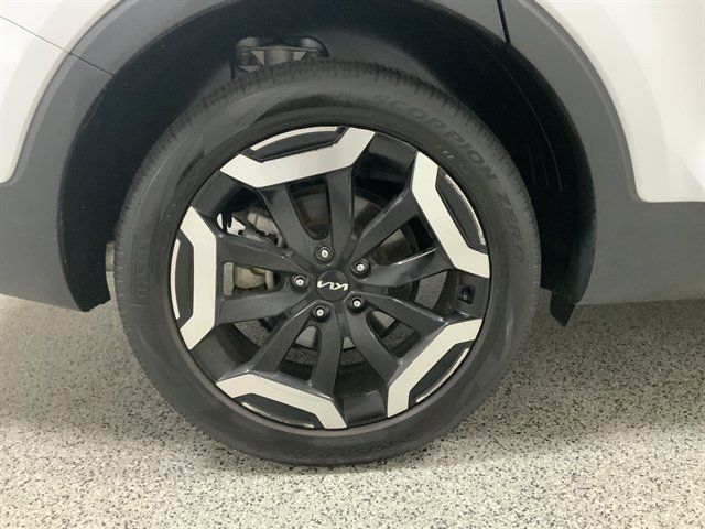 Used 2025 Kia Telluride S AWD/4WD image 13