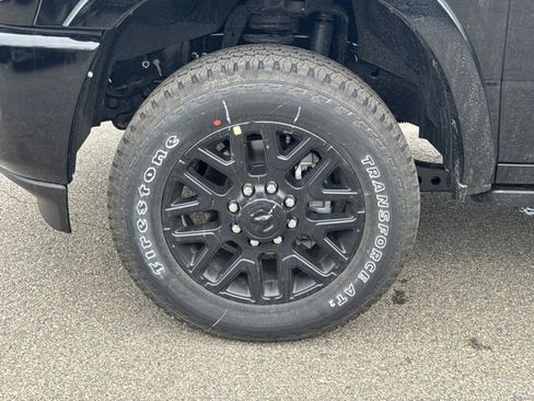 New 2026 RAM 3500 Limited image 10