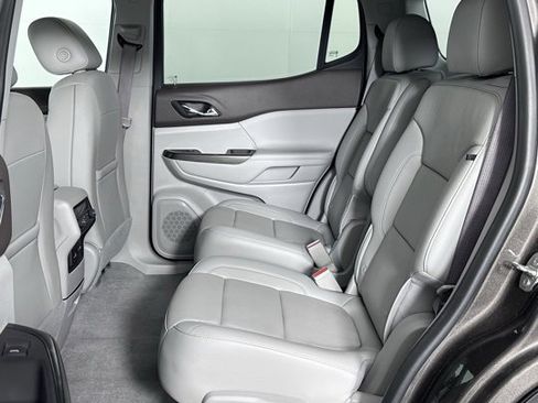 Used 2020 GMC Acadia SLT image 22