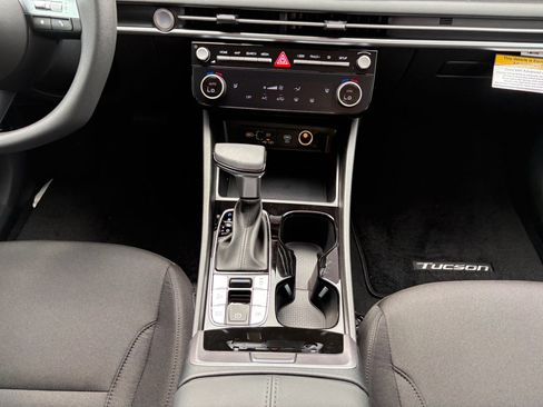 New 2026 Hyundai Tucson SEL FWD image 32