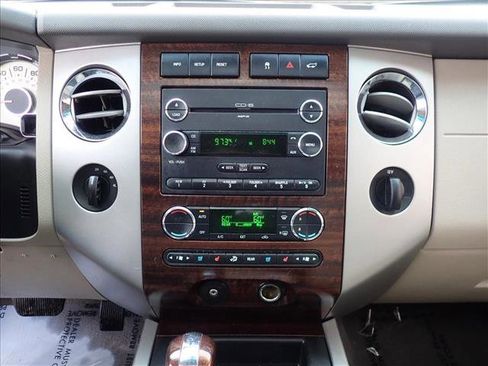 Used 2008 Ford Expedition Limited image 19