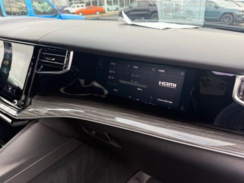 Used 2022 Jeep Wagoneer Series II w/ Premium Group I image 56