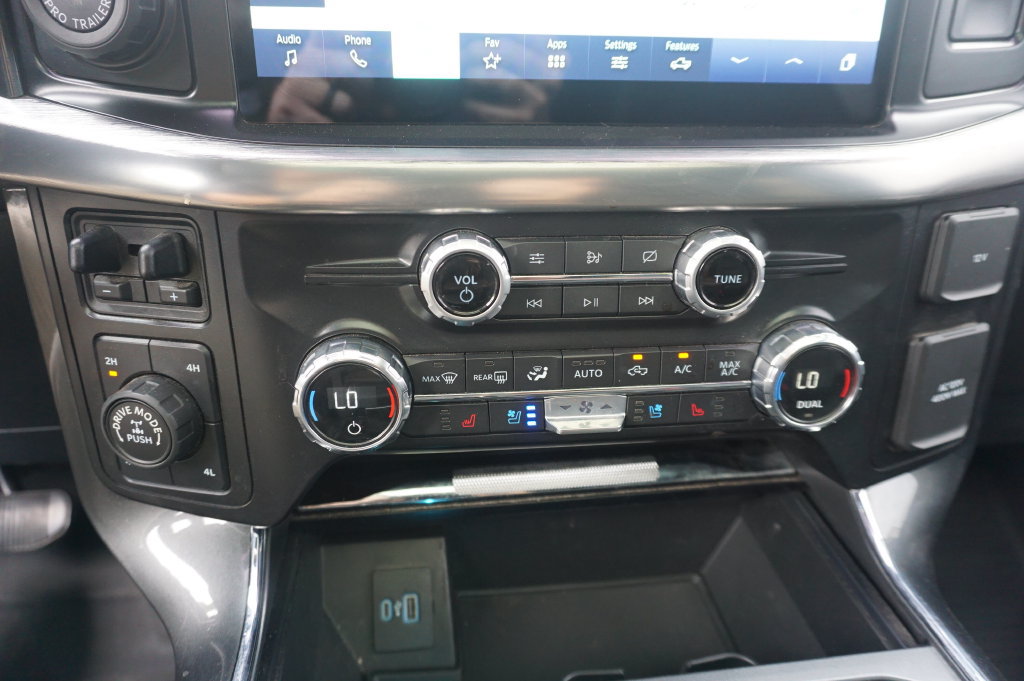Used 2021 Ford F150 Lariat AWD/4WD image 12