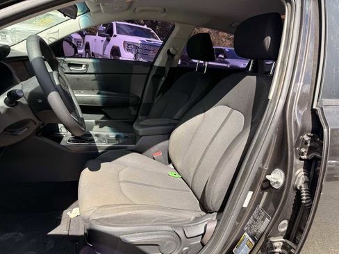 Used 2018 Kia Optima LX image 5