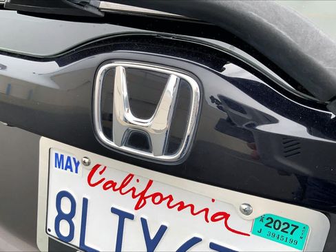 Used 2017 Honda Fit LX image 30