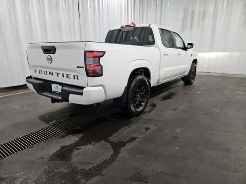 New 2026 Nissan Frontier SV w/ SV Convenience Package AWD/4WD image 3
