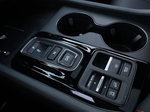 New 2025 Honda Pilot TrailSport image 19