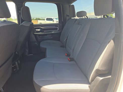Used 2024 RAM 2500 Big Horn AWD/4WD image 13